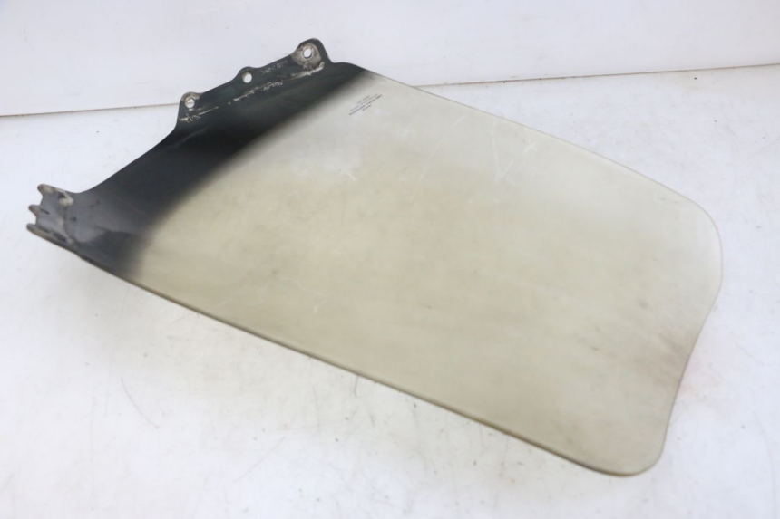 photo de WINDSCREEN SUZUKI BURGMAN 125 (2007 - 2014) - Technical close-up