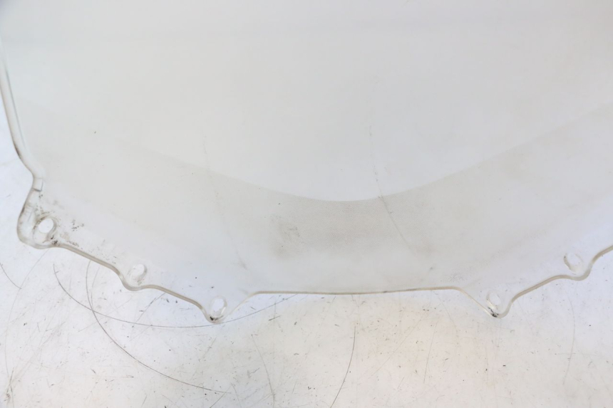 photo de WINDSCREEN SUZUKI BURGMAN 125 (2007 - 2014) - Component detail