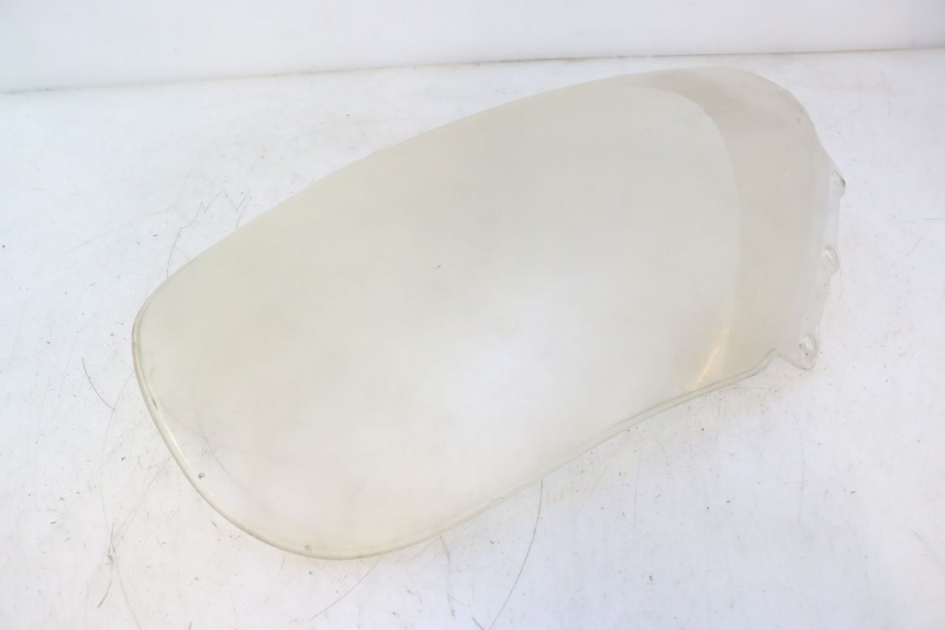 photo de WINDSCREEN SUZUKI BURGMAN 125 (2007 - 2014) - Distinctive features