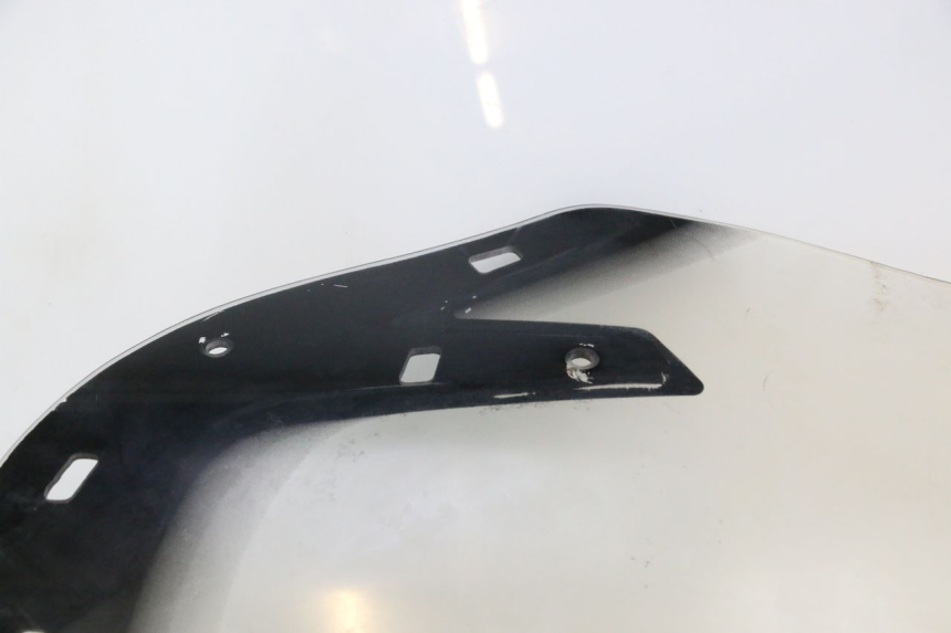 photo de WINDSCREEN SUZUKI BURGMAN EXECUTIVE ABS 650 (2006 - 2012) - Zoom on usage condition