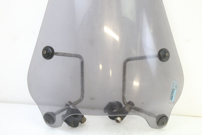 photo de WINDSCREEN APRILIA CLASSIC 125 (1995 - 2001) - Technical close-up