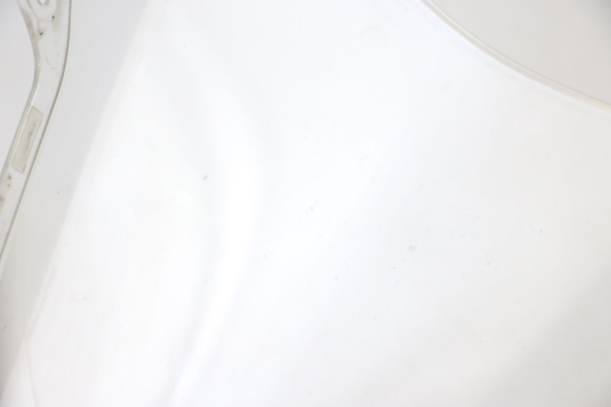 photo de WINDSCREEN SUZUKI DL V STROM 1000 (2002 - 2007) - Fixing points details