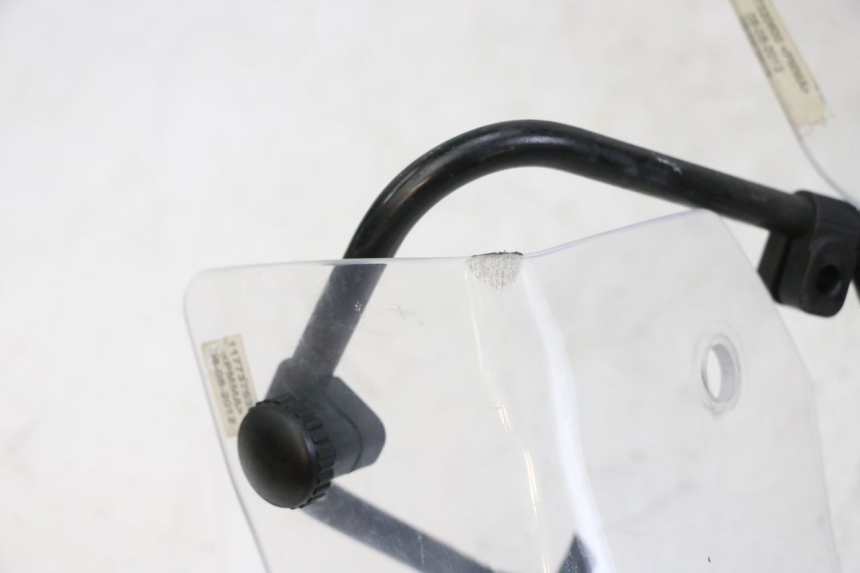 photo de WINDSCREEN PEUGEOT E-VIVACITY 1 (2012 - 2018) - Alternative perspective