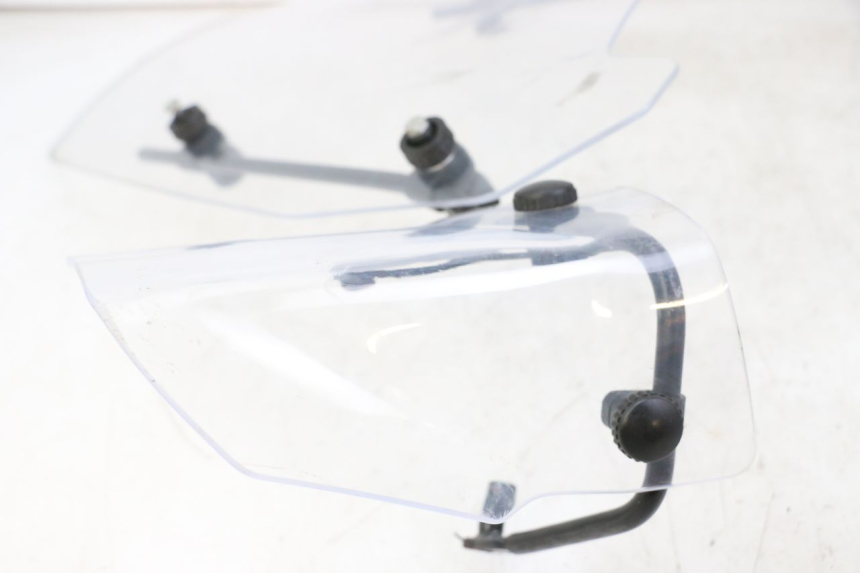 photo de WINDSCREEN PEUGEOT E-VIVACITY 1 (2012 - 2018) - Product overview