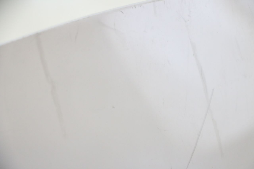 photo de WINDSCREEN PEUGEOT ELYSTAR 125 (2002 - 2007) - Zoom on usage condition