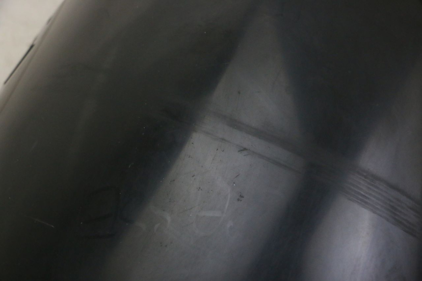 photo de WINDSCREEN PEUGEOT ELYSTAR 50 (2002 - 2014) - Surface and material condition