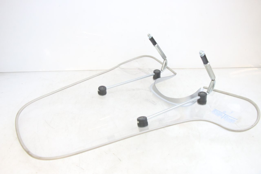 photo de WINDSCREEN PIAGGIO FLY 125 (2005 - 2012) - Component detail
