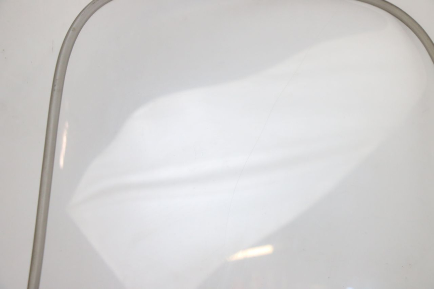 photo de WINDSCREEN PIAGGIO FLY 125 (2005 - 2012) - Alternative perspective