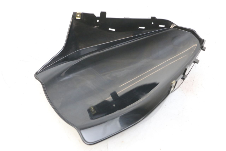 photo de WINDSHIELD SYM JET 14 4T 50 (2018 - 2022) - Fixing points details