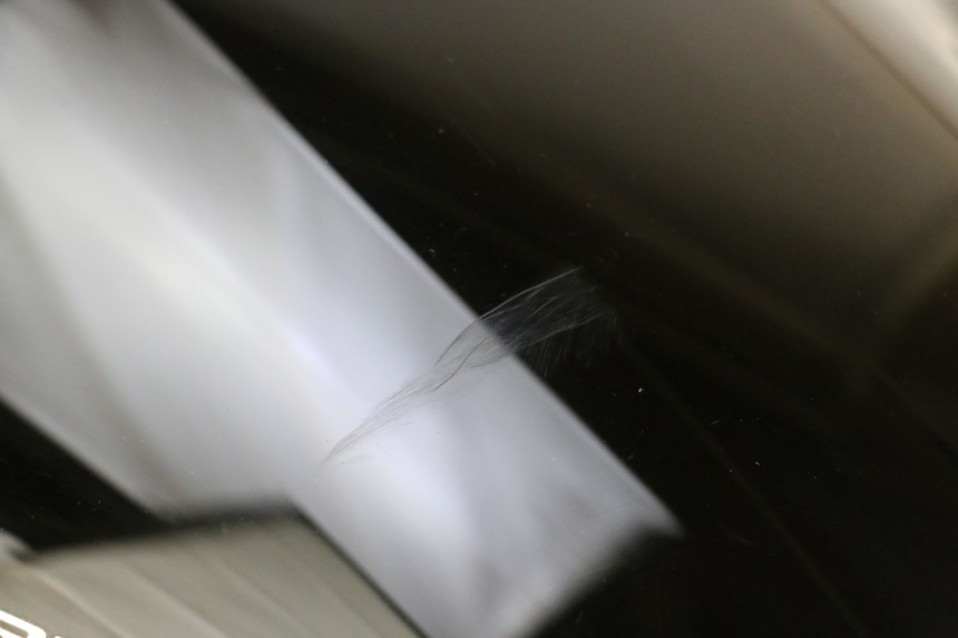 photo de WINDSCREEN PIAGGIO MP3 HPE 300 (2019 - 2026) - Fixing points details