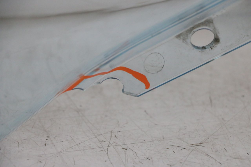 photo de WINDSCREEN PIAGGIO MP3 125 (2006 - 2014) - Supplementary product photo