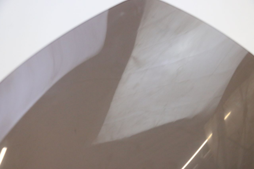 photo de WINDSCREEN PIAGGIO MP3 RL 250 (2006 - 2010) - Surface and material condition