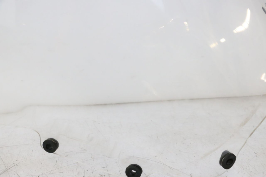photo de WINDSCREEN PIAGGIO MP3 125 (2006 - 2014) - High-resolution close-up