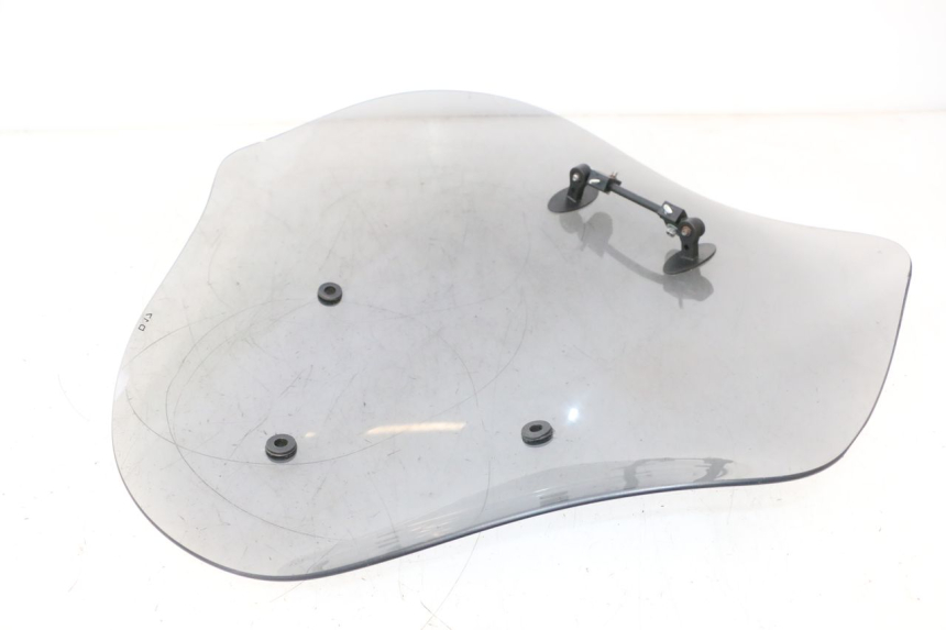 photo de WINDSCREEN PIAGGIO MP3 500 (2016 - 2018) - Detailed visual inspection