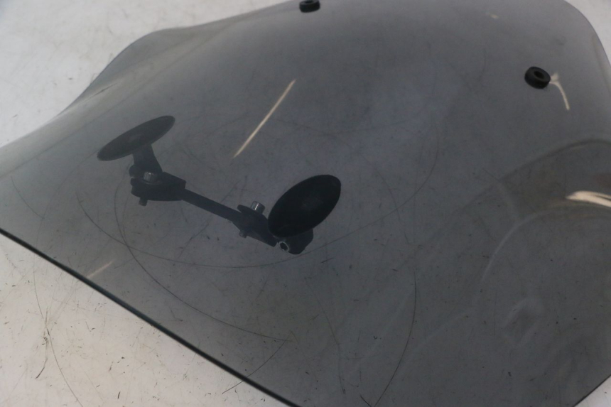 photo de WINDSCREEN PIAGGIO MP3 500 (2016 - 2018) - Zoom on usage condition