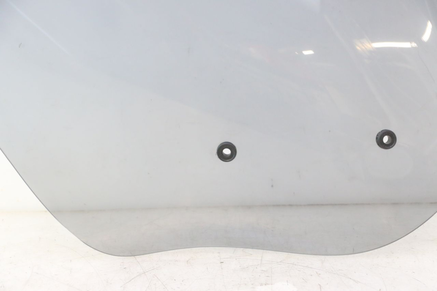 photo de WINDSCREEN PIAGGIO MP3 500 (2016 - 2018) - Zoom on usage condition