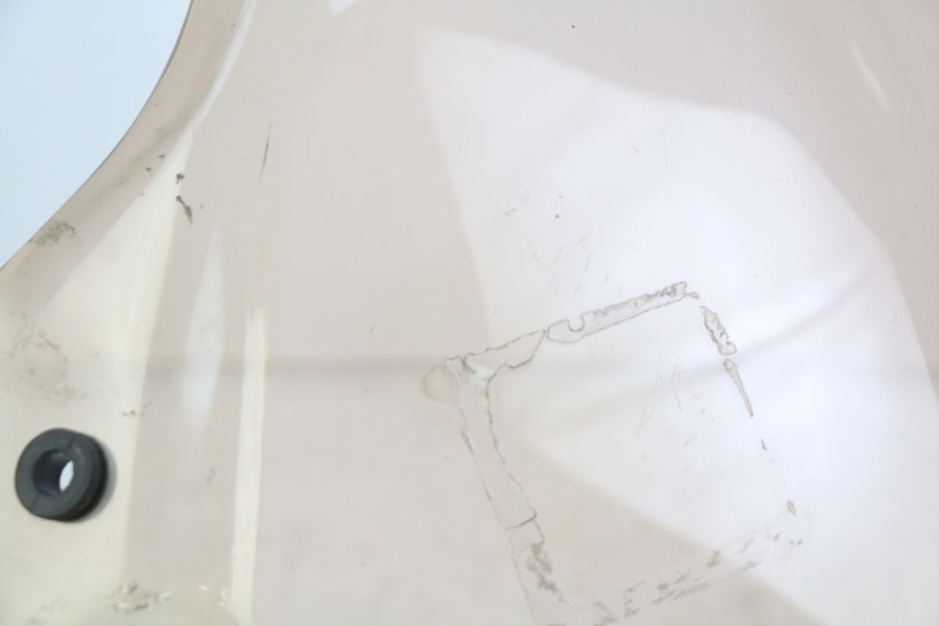 photo de WINDSCREEN PEUGEOT SATELIS 125 (2010 - 2012) - Zoom on usage condition