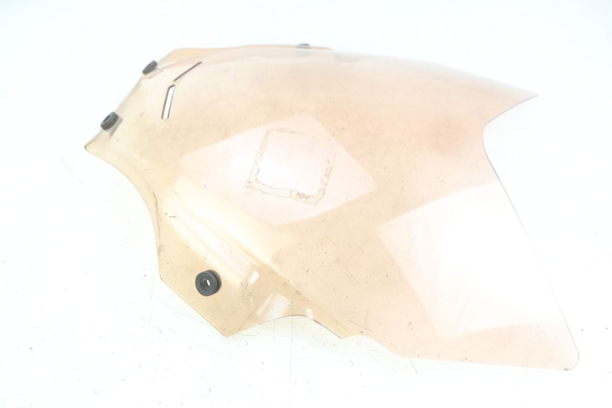 photo de WINDSCREEN PEUGEOT SATELIS 125 (2010 - 2012) - Surface and material condition