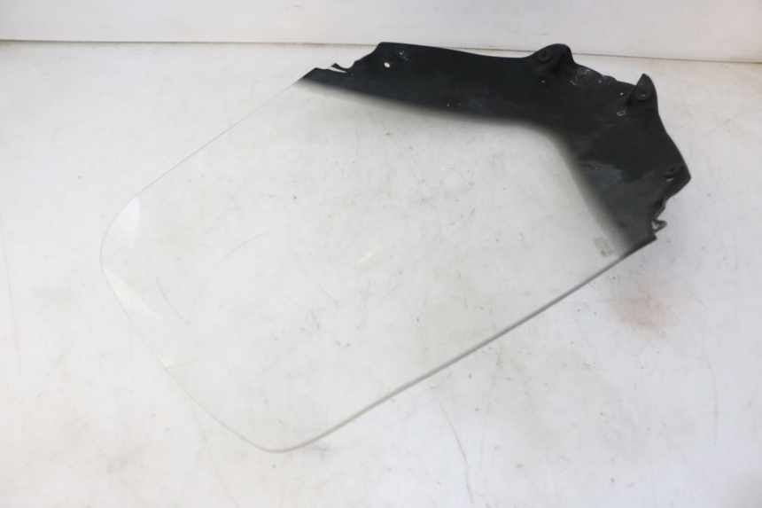 photo de WINDSCREEN PEUGEOT SATELIS 125 (2010 - 2012) - Component detail