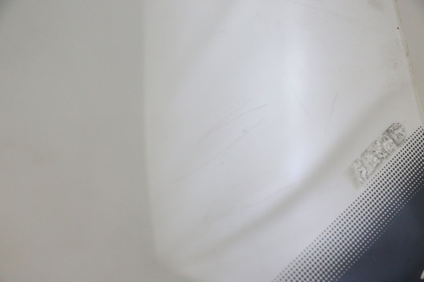 photo de WINDSCREEN PEUGEOT SATELIS 125 (2010 - 2012) - Technical close-up