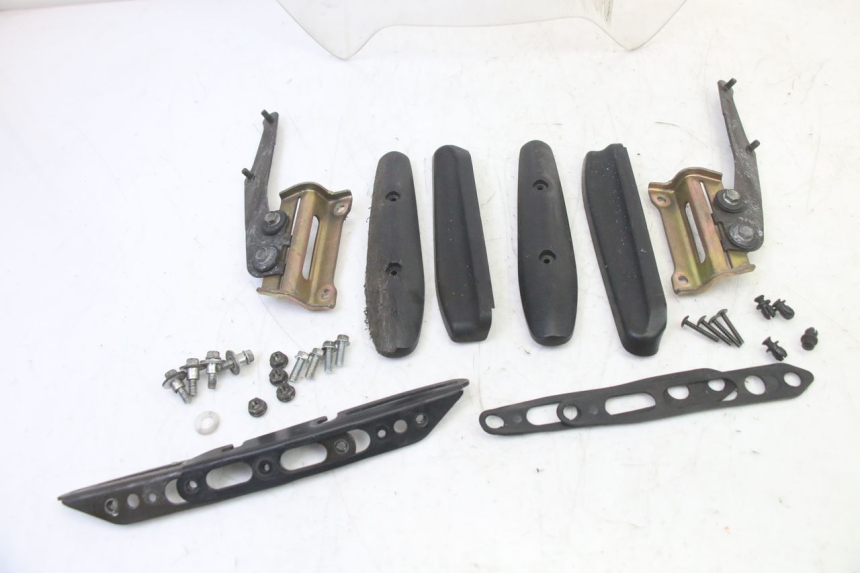 photo de WINDSCREEN HONDA ST PAN EUROPEAN 1300 (2002 - 2013) - Alternative perspective