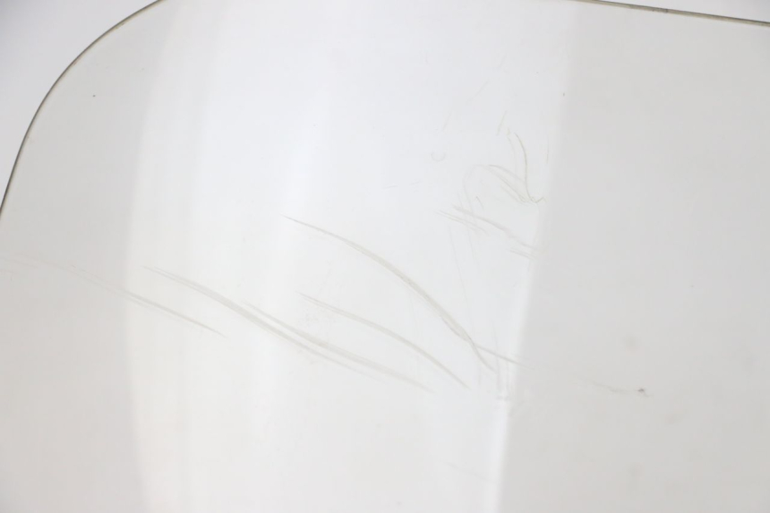 photo de WINDSCREEN SUZUKI BURGMAN 125 (2015 - 2017) - High-resolution close-up