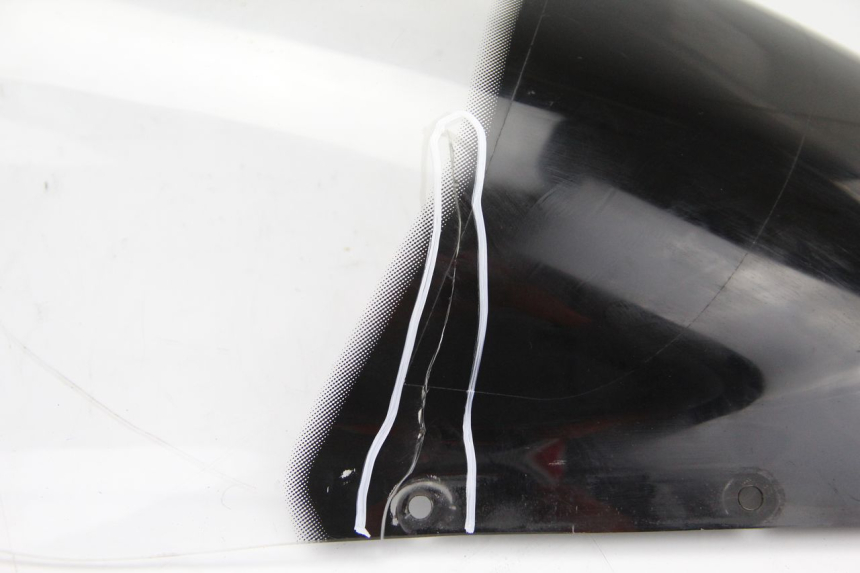 photo de WINDSCREEN YAMAHA TDM ABS 900 (2002 - 2014) - Fixing points details