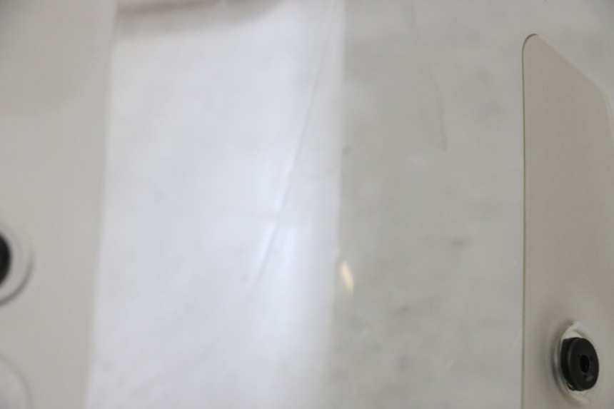 photo de WINDSCREEN KAWASAKI VERSYS ABS 650 (2015 - 2018) - Fixing points details