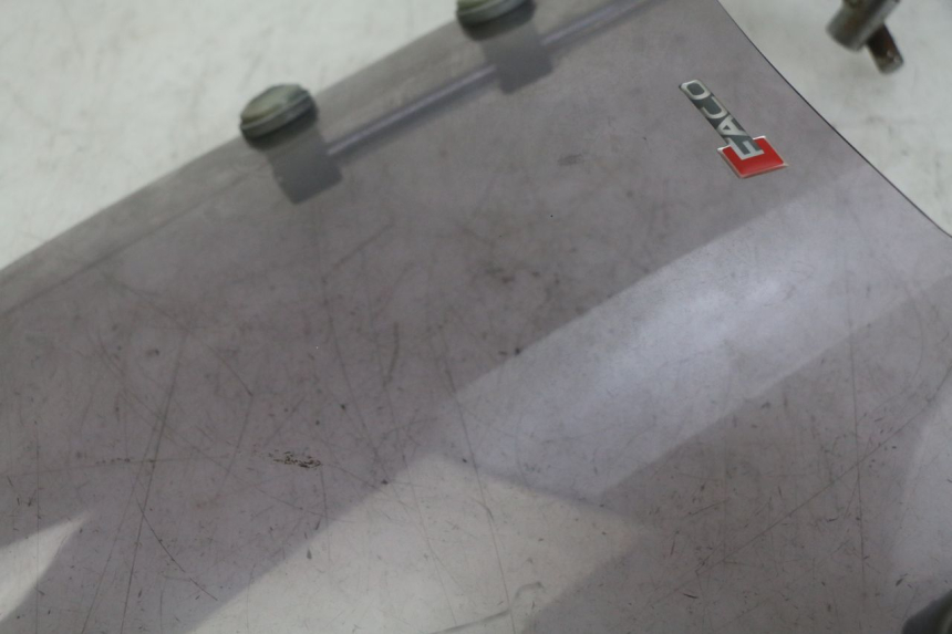 photo de WINDSCREEN PIAGGIO VESPA SPRINT 2T 50 (2014 - 2018) - Checked used part