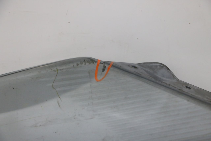 photo de WINDSCREEN YAMAHA X-MAX XMAX ABS 250 (2010 - 2012) - High-resolution close-up