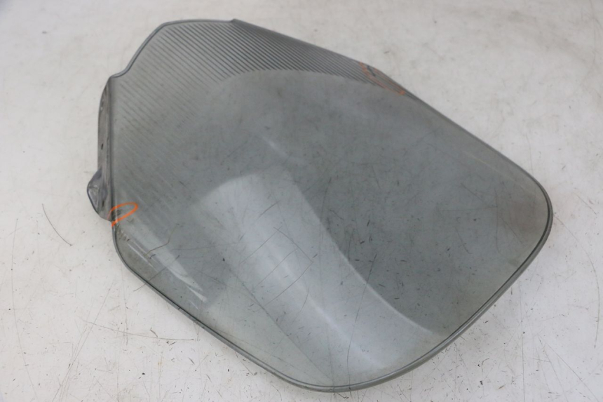 photo de WINDSCREEN YAMAHA X-MAX XMAX ABS 250 (2010 - 2012) - Surface and material condition
