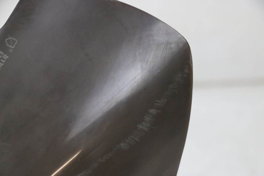 photo de WINDSCREEN YAMAHA X-MAX XMAX 125 (2010 - 2013) - Surface and material condition