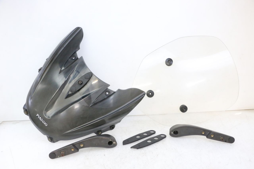 photo de WINDSCREEN PIAGGIO X9 EVOLUTION 125 (2003 - 2007) - Main view
