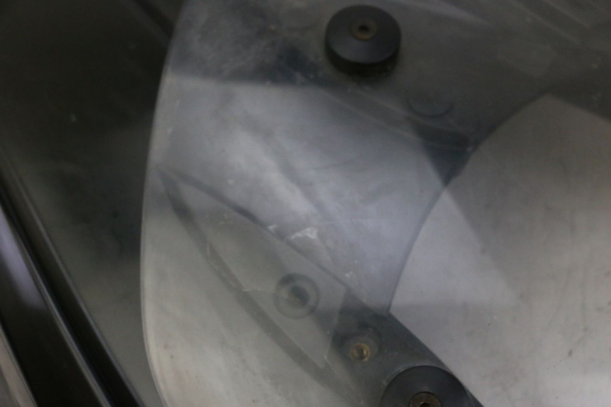 photo de WINDSCREEN PIAGGIO X9 EVOLUTION 125 (2003 - 2007) - Zoom on usage condition