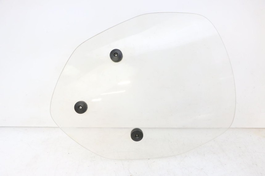photo de WINDSCREEN PIAGGIO X9 EVOLUTION 125 (2003 - 2007) - Technical close-up