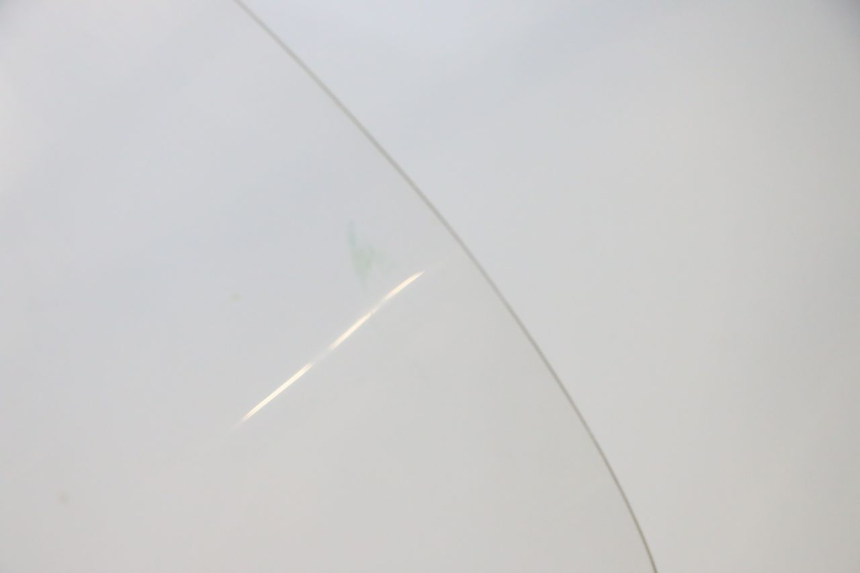 photo de WINDSCREEN YAMAHA YP MAJESTY 125 (1998 - 2001) - Surface and material condition