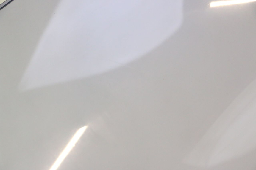 photo de WINDSCREEN YAMAHA YP MAJESTY 125 (2002 - 2006) - Detailed visual inspection