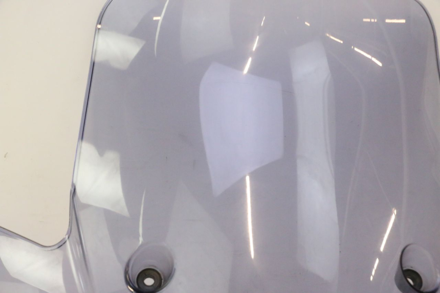 photo de WINDSCREEN YAMAHA YP MAJESTY 125 (2002 - 2006) - Surface and material condition