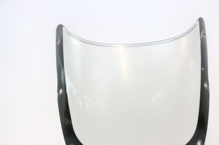 photo de WINDSCREEN KAWASAKI ZX-6R ZX6R 600 (1995 - 1997) - High-resolution close-up
