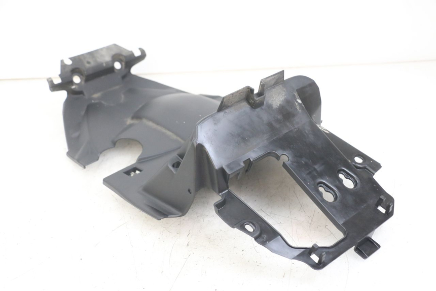 photo de REAR WHEEL HUGGER YAMAHA AEROX 2T 50 (2013 - 2017) - Technical close-up