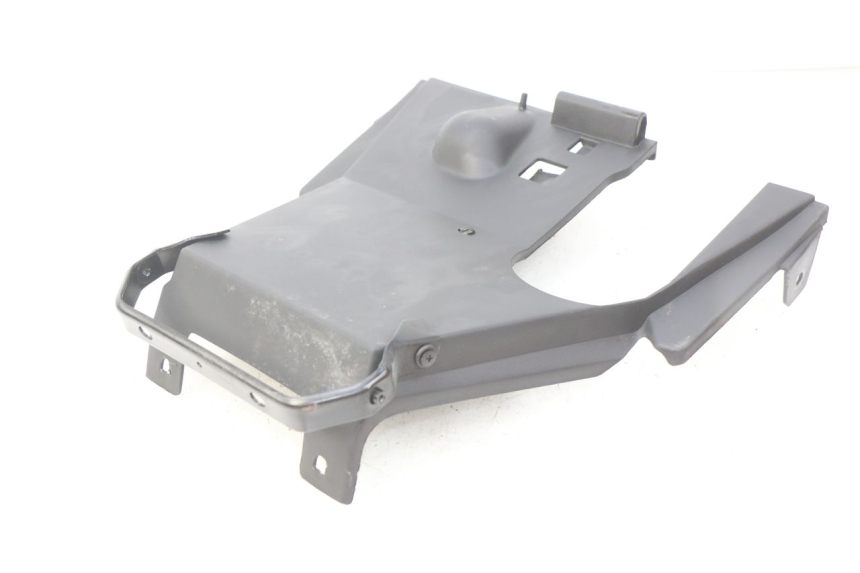 photo de REAR WHEEL HUGGER KYMCO AGILITY 4T 50 (2018 - 2022) - Alternative perspective