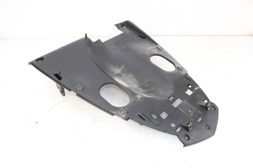 photo de REAR UNDERTRAY KYMCO AGILITY CITY 4T 50 (2008 - 2016) - Alternative perspective