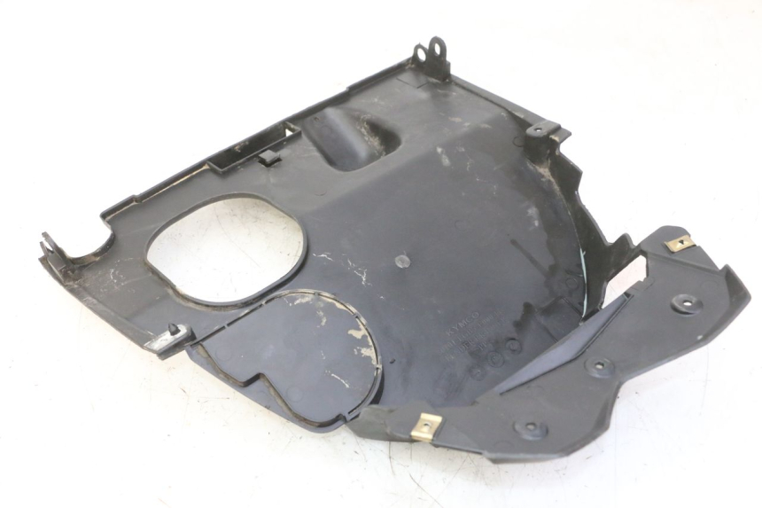 photo de REAR WHEEL HUGGER KYMCO AGILITY NAKED RENOUVO 2T 50 (2011 - 2018) - Zoom on usage condition