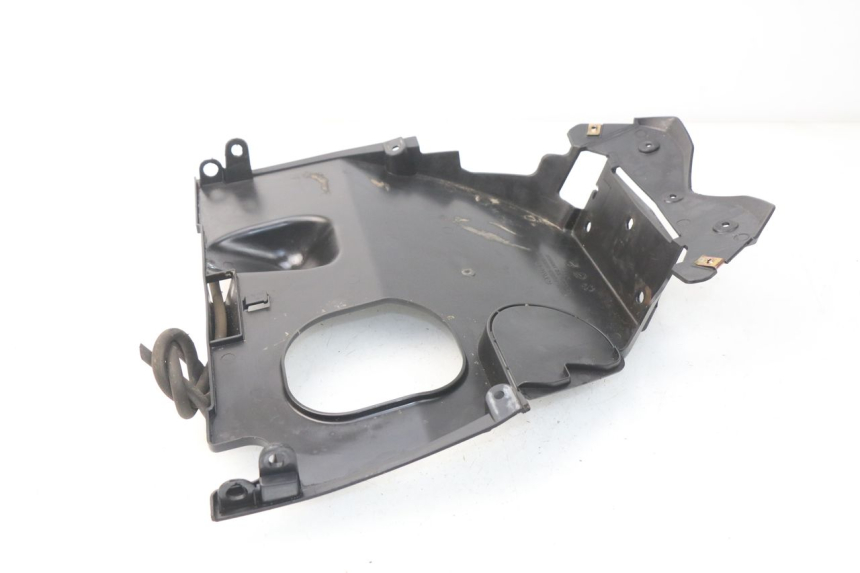 photo de REAR WHEEL HUGGER KYMCO AGILITY RS 2T 50 (2009 - 2013) - Component detail