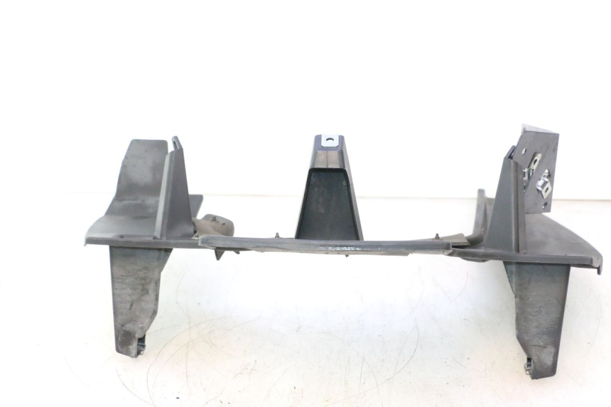 photo de REAR UNDERTRAY APRILIA ATLANTIC S 125 (2010 - 2013) - Component detail