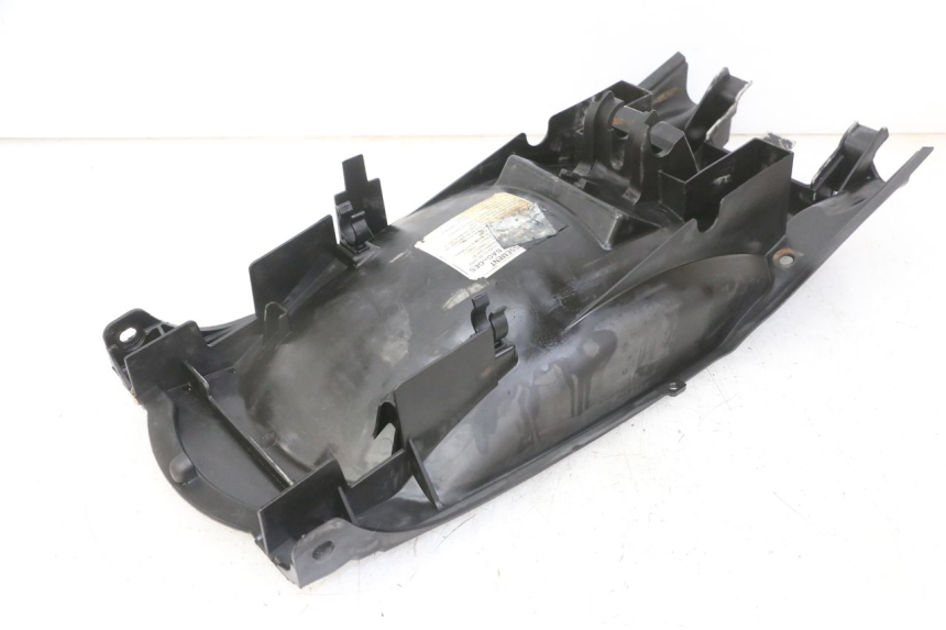 photo de REAR UNDERTRAY HONDA CBF 500 (2004 - 2007) - Technical close-up