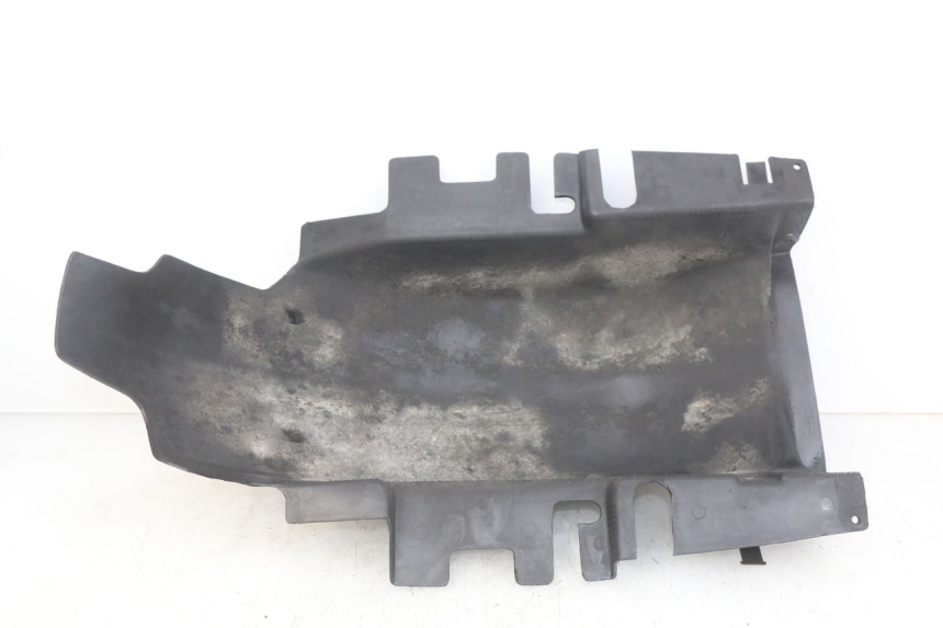 photo de REAR WHEEL HUGGER HONDA CBR F SC25 1000 (1989 - 1992) - Technical close-up