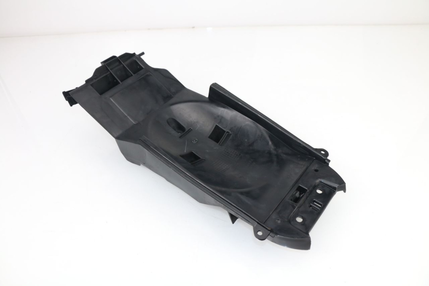 photo de REAR UNDERTRAY HONDA CBR R 125 (2011 - 2016) - Zoom on usage condition