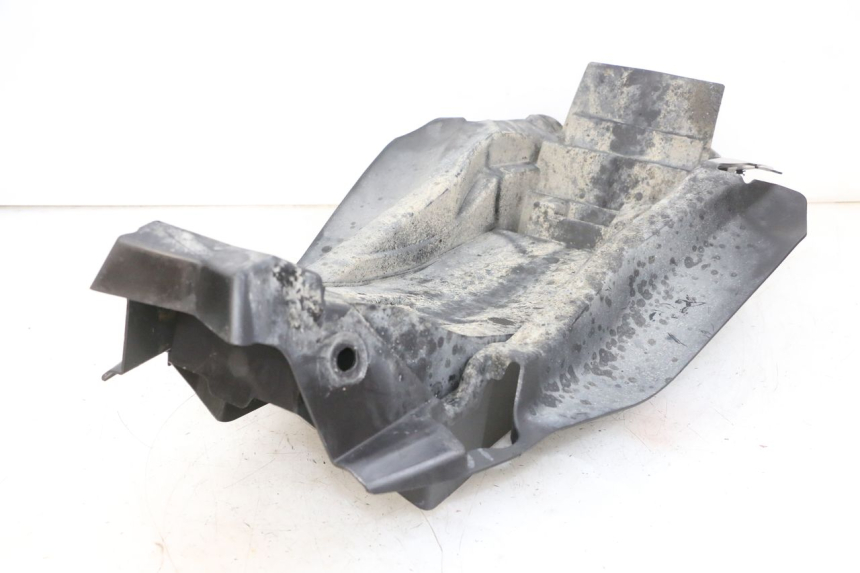 photo de REAR UNDERTRAY SUZUKI DL V STROM 1000 (2002 - 2007) - Fixing points details