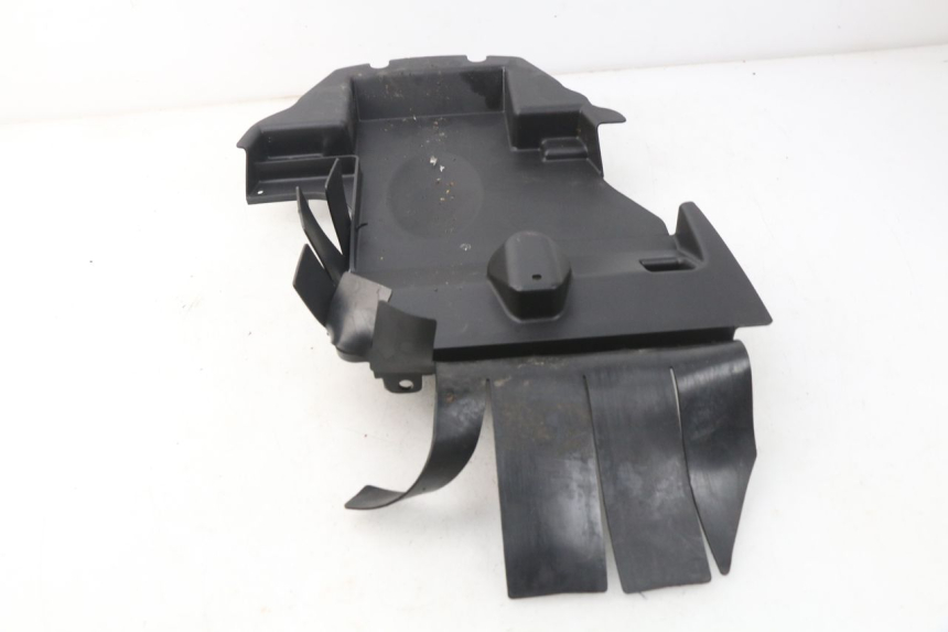 photo de REAR UNDERTRAY SYM FIDDLE 3 III 50 (2014 - 2020) - Component detail